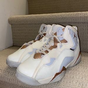 Off-White Retro Basketball Shoes w/Pastel Blue and Rose Gold Detailing